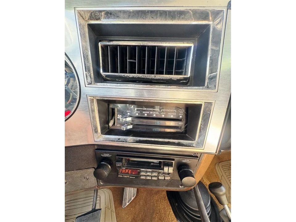 1981 Chevrolet K5 Blazer 2nd Gen - Image 27 of 31