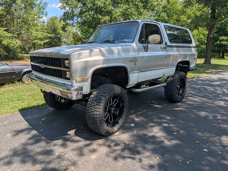 1981 Chevrolet K5 Blazer 2nd Gen - Image 2 of 5