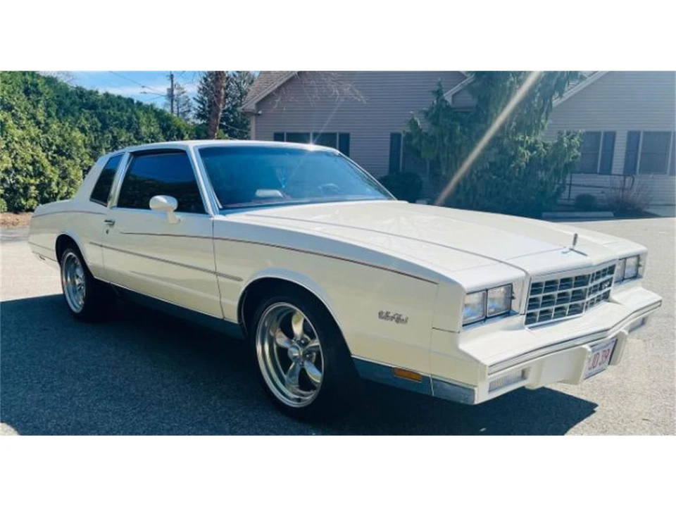 1981 Chevrolet Monte Carlo 4th Gen - Image 13 of 16