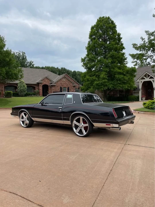 1981 Chevrolet Monte Carlo 4th Gen - Image 10 of 21