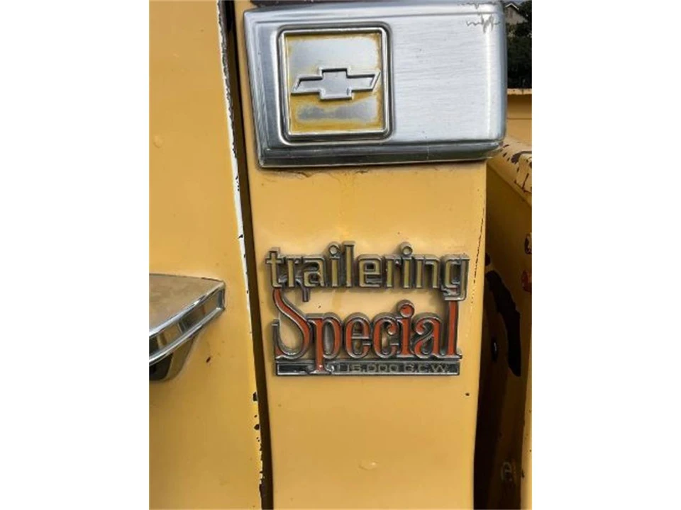 1981 Chevrolet Silverado - Image 12 of 17