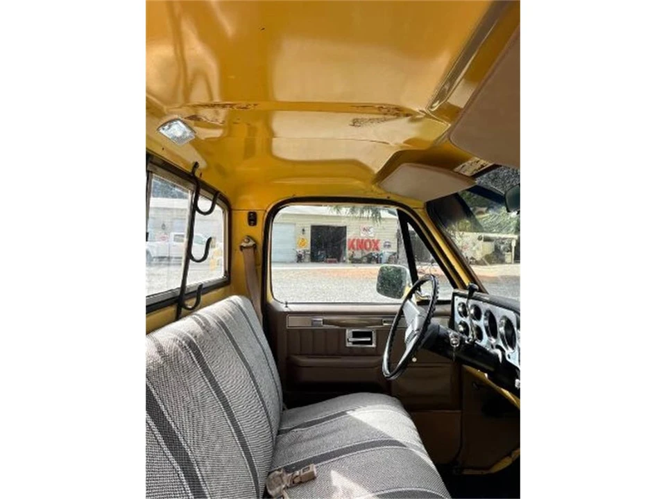 1981 Chevrolet Silverado - Image 6 of 17