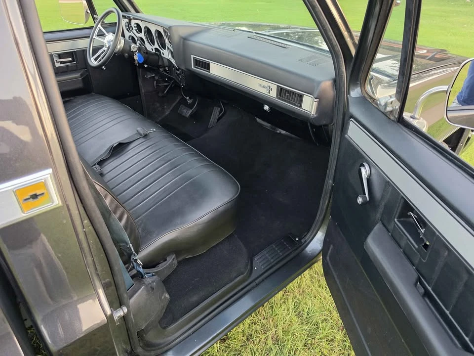1981 Chevrolet Silverado - Image 9 of 13