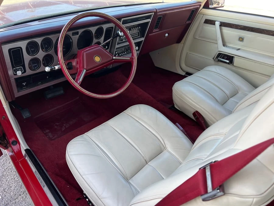1981 Chrysler Cordoba - Image 10 of 19