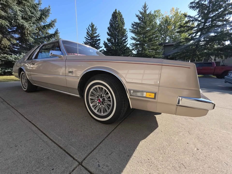 1981 Chrysler Imperial - Image 2 of 5