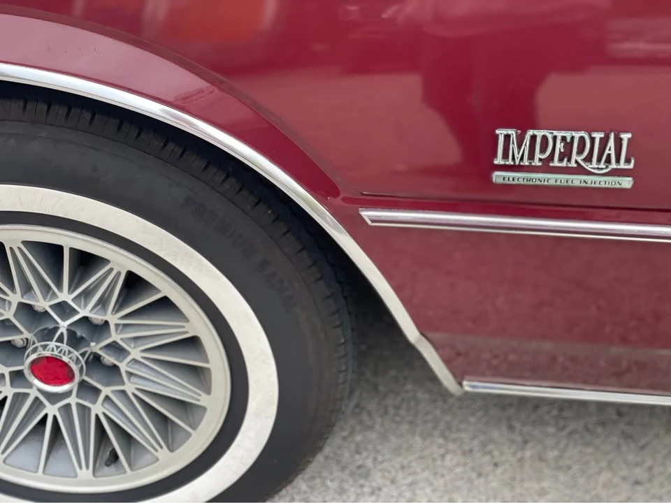 1981 Chrysler Imperial - Image 5 of 10