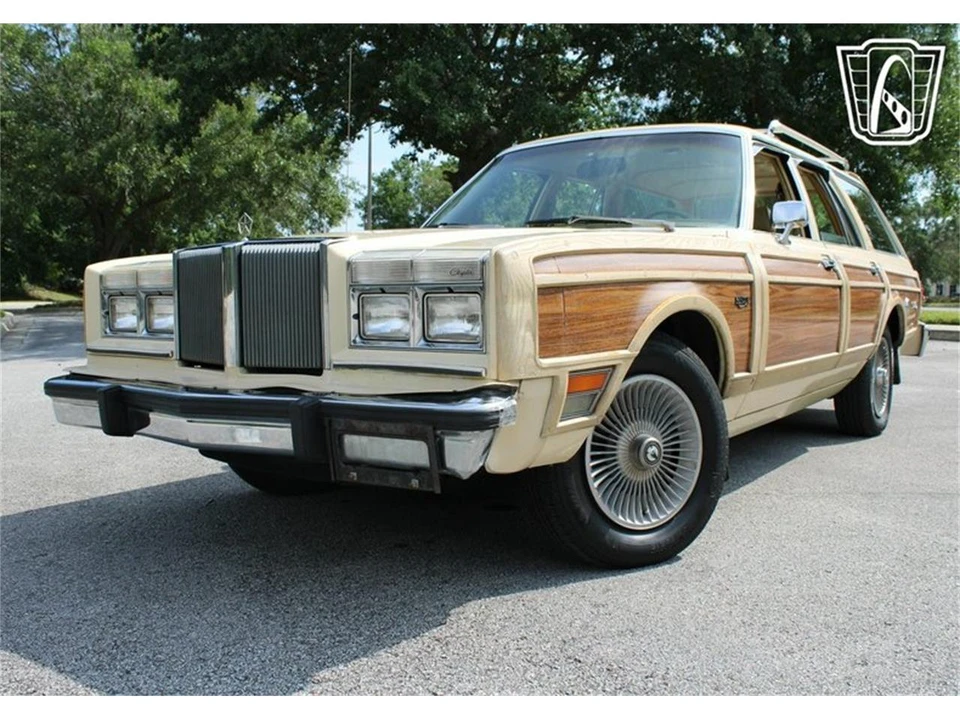 1981 Chrysler LeBaron - Image 9 of 31