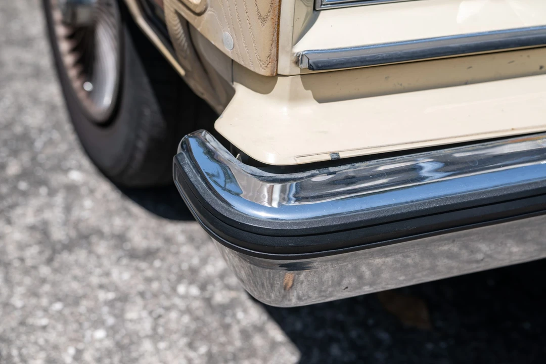 1981 Chrysler LeBaron - Image 18 of 31