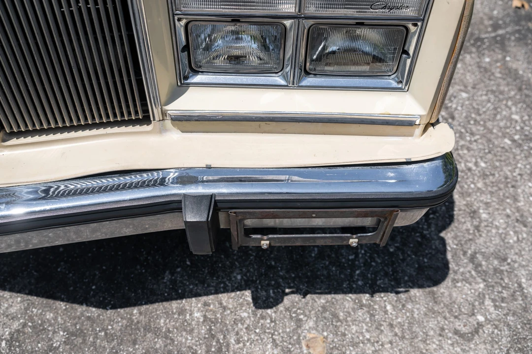 1981 Chrysler LeBaron - Image 19 of 31
