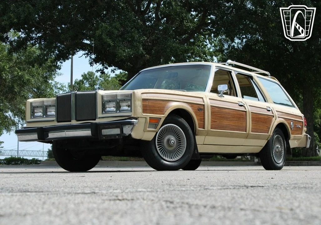1981 Chrysler LeBaron - Image 5 of 12