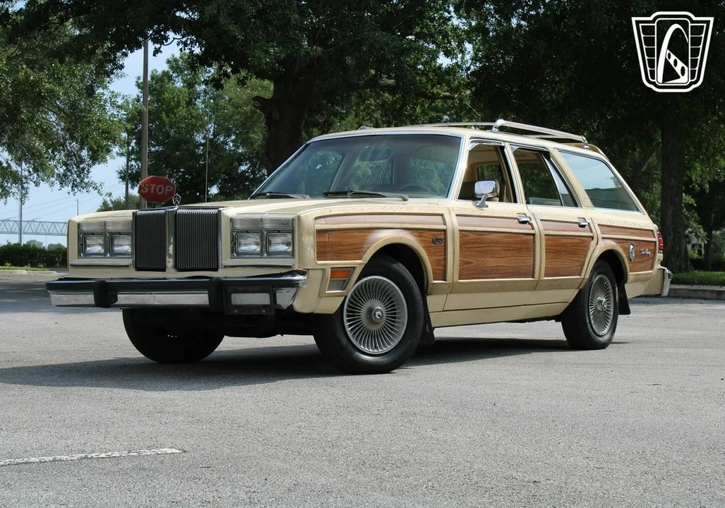 1981 Chrysler LeBaron - Image 6 of 12