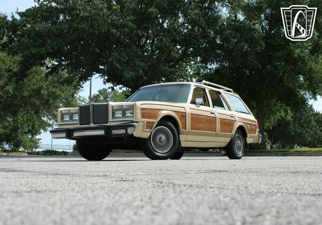 1981 Chrysler LeBaron - Image 3 of 12