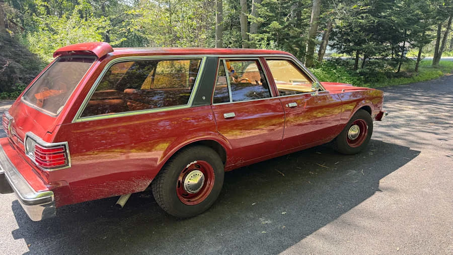 1981 Chrysler LeBaron - Image 2 of 19