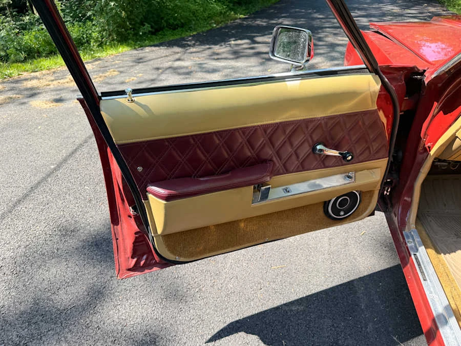 1981 Chrysler LeBaron - Image 12 of 19