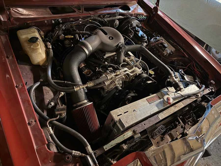 1981 Chrysler LeBaron - Image 16 of 19