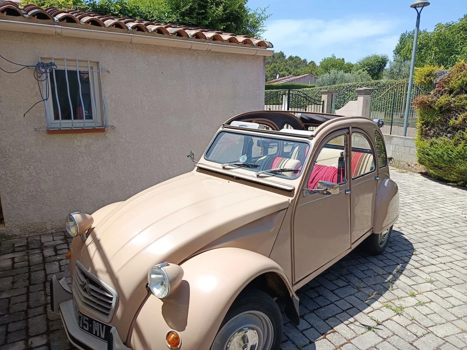 1981 Citroen 2CV - Image 2 of 30