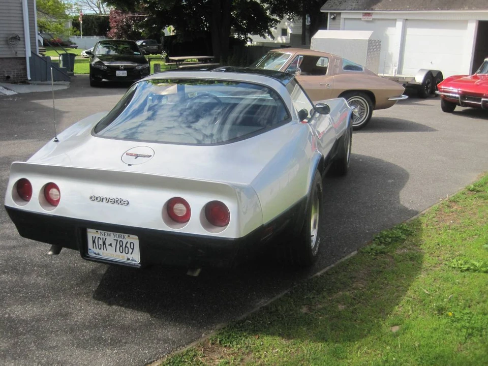1981 Chevrolet Corvette C3 - Image 4 of 9