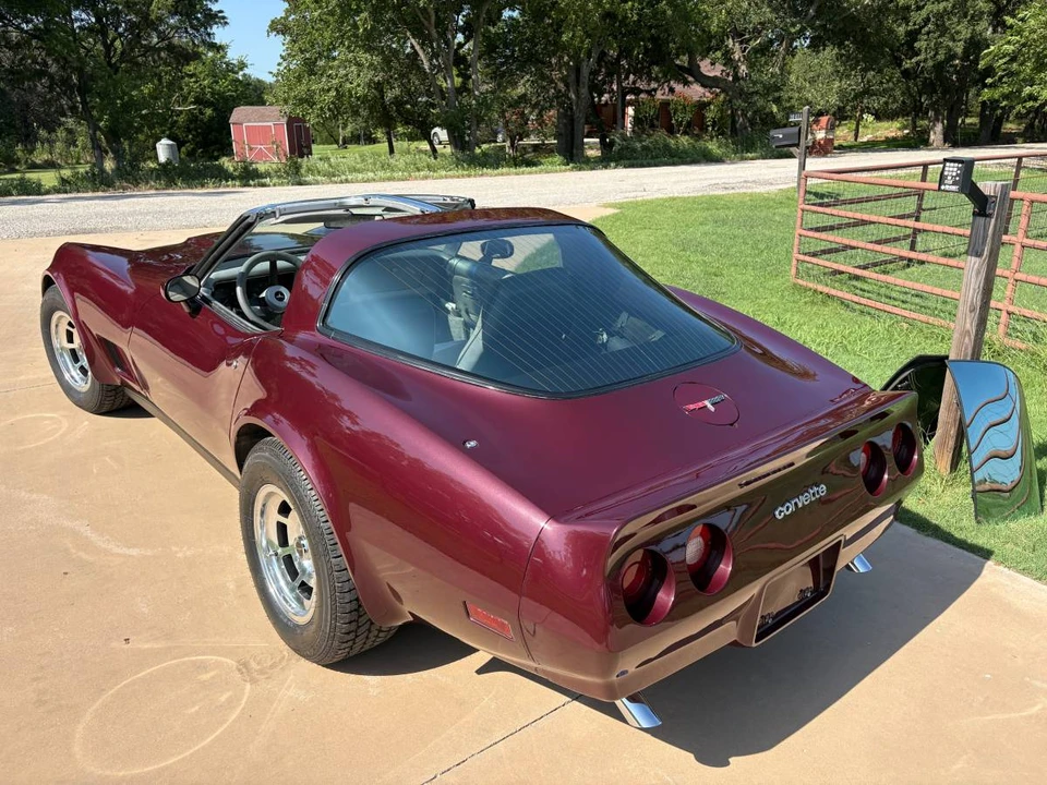 1981 Chevrolet Corvette C3 - Image 13 of 24