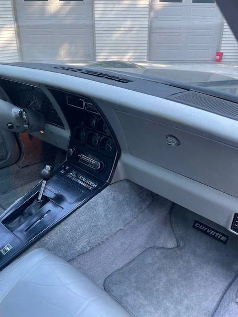 1981 Chevrolet Corvette C3 - Image 17 of 23
