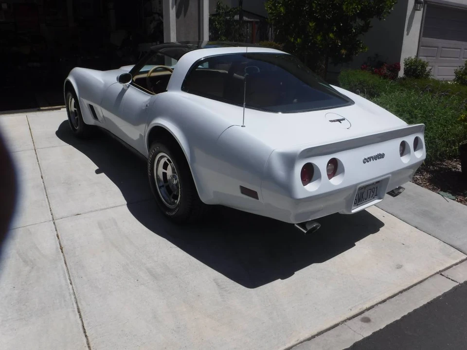 1981 Chevrolet Corvette C3 - Image 2 of 15