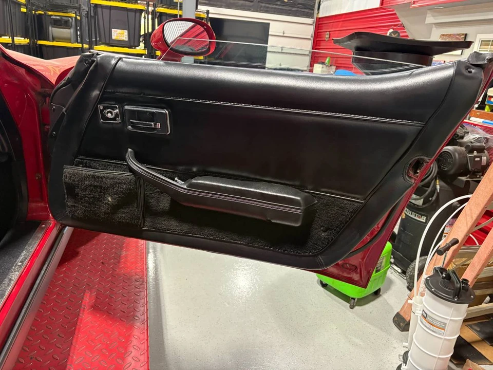 1981 Chevrolet Corvette C3 - Image 19 of 23