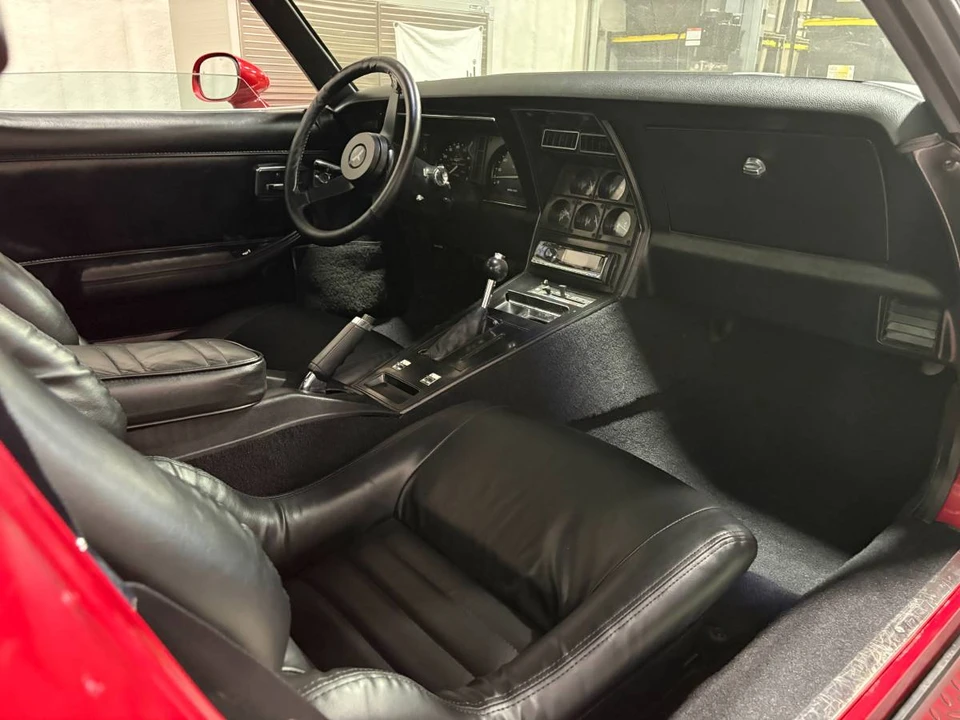 1981 Chevrolet Corvette C3 - Image 16 of 23