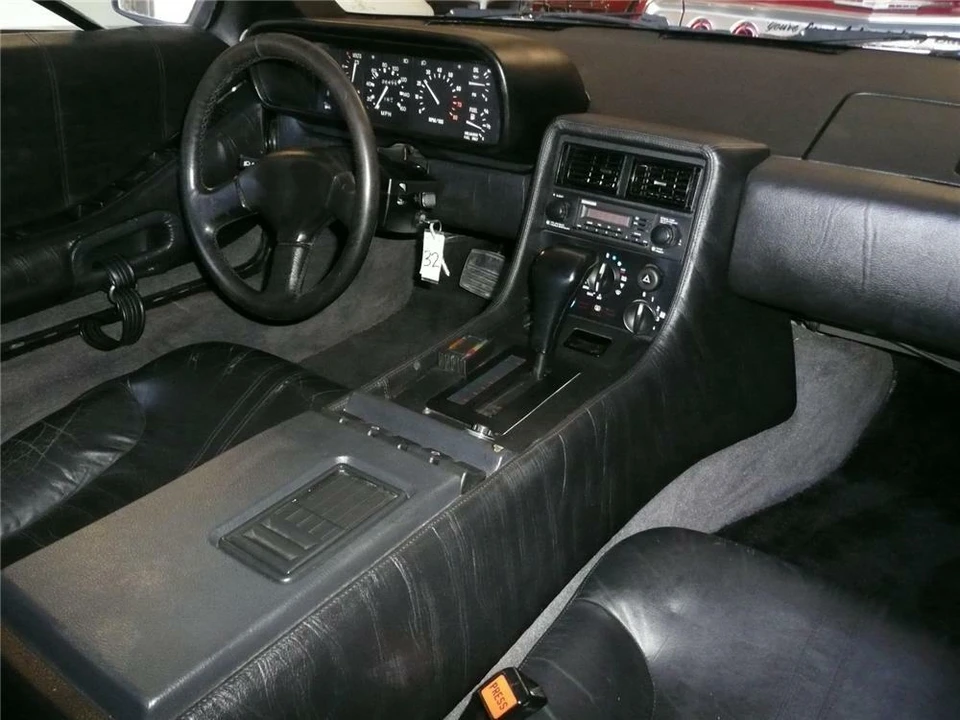 1981 DeLorean DMC-12 - Image 4 of 5