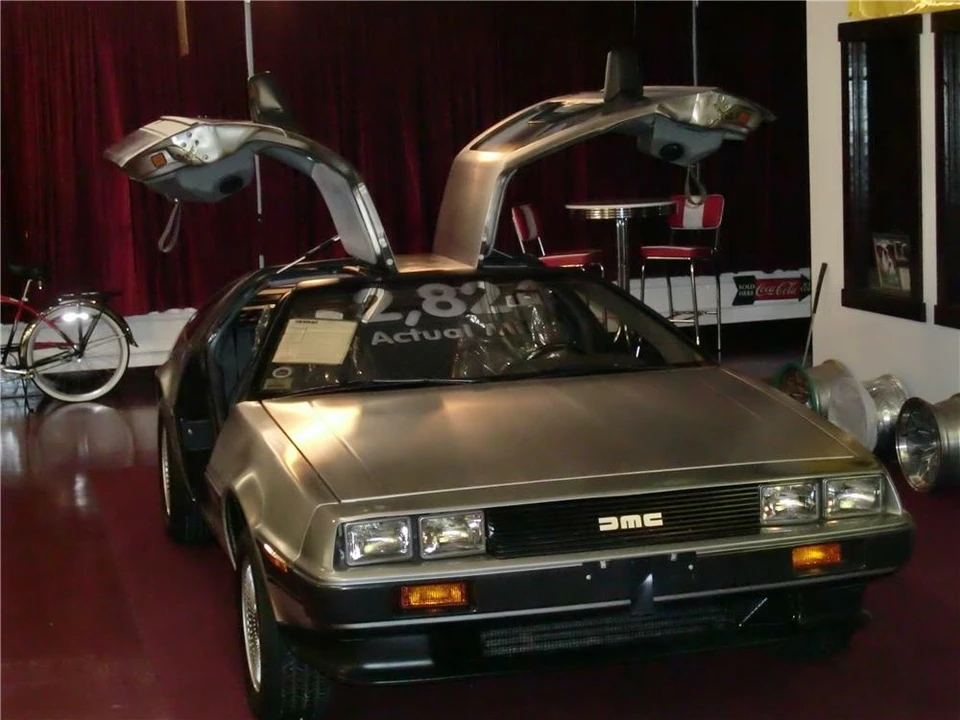 1981 DeLorean DMC-12 - Image 2 of 4