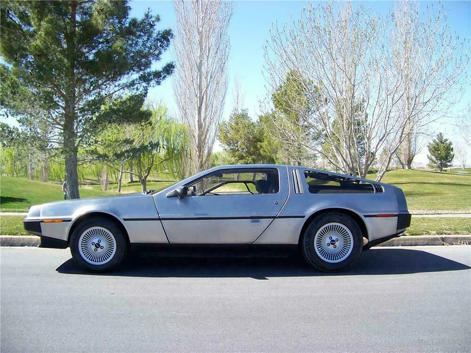 1981 DeLorean DMC-12 - Image 2 of 3