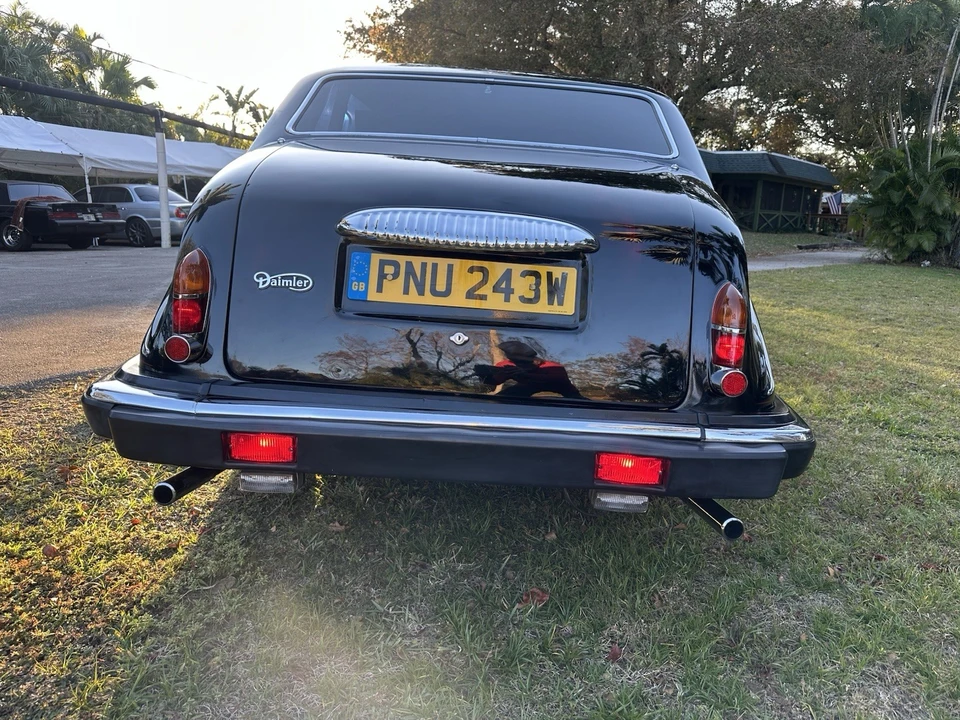 1981 Daimler - Image 3 of 21