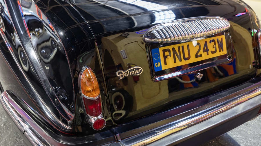 1981 Daimler - Image 11 of 29