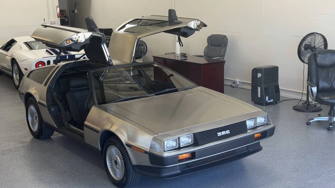 1981 DeLorean DMC-12 - Image 14 of 31
