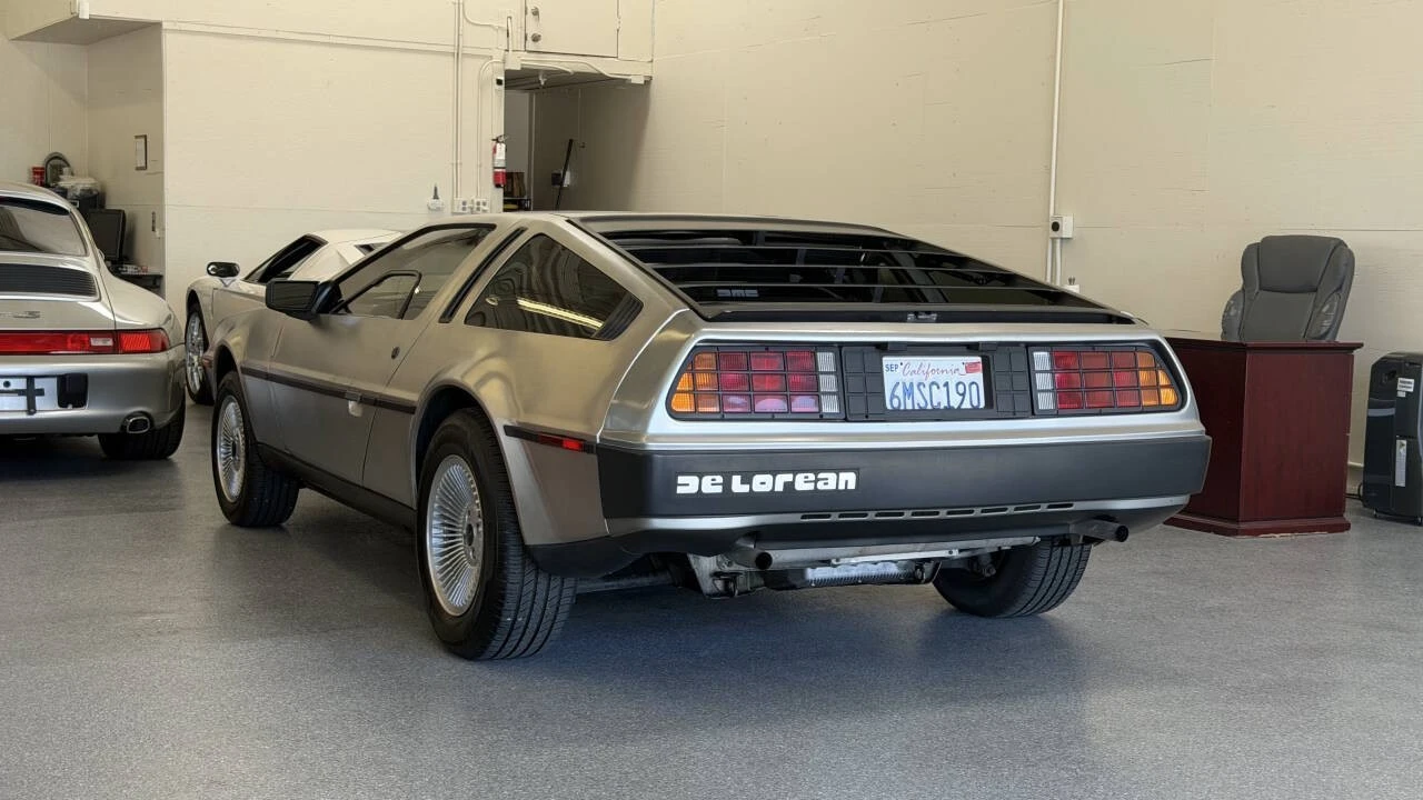 1981 DeLorean DMC-12 - Image 25 of 31