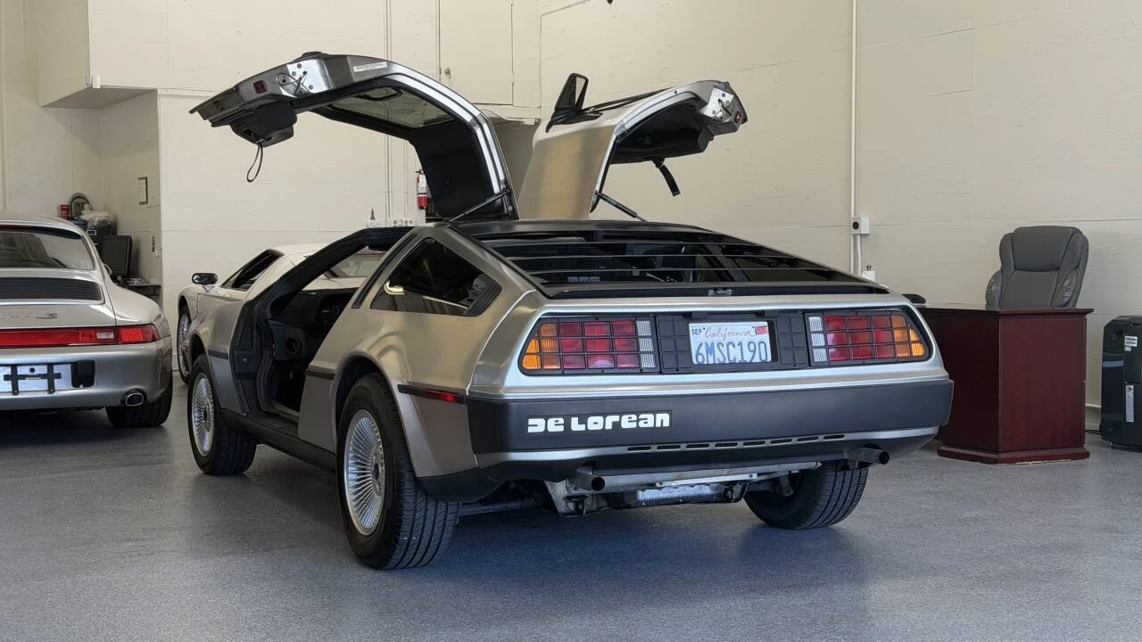 1981 DeLorean DMC-12 - Image 24 of 31