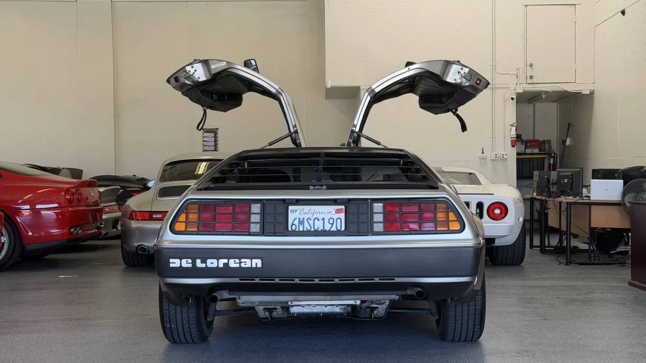1981 DeLorean DMC-12 - Image 18 of 31