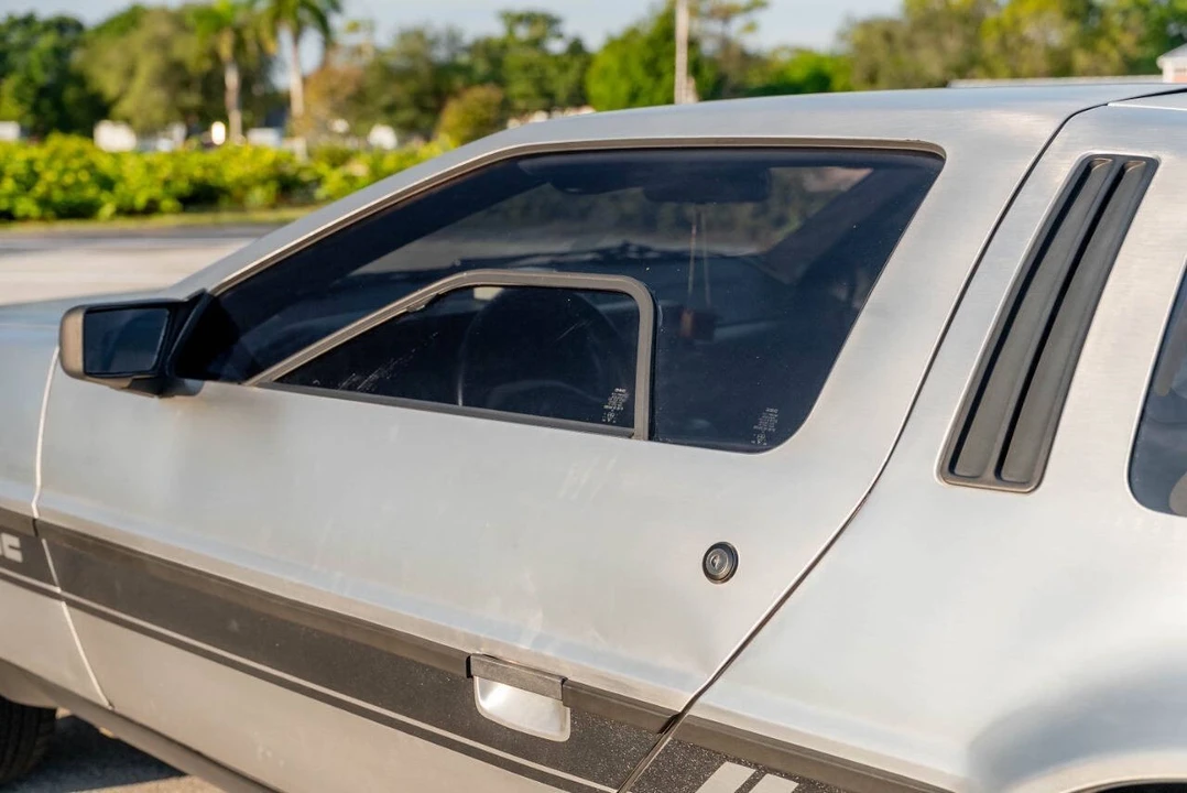 1981 DeLorean DMC-12 - Image 13 of 21