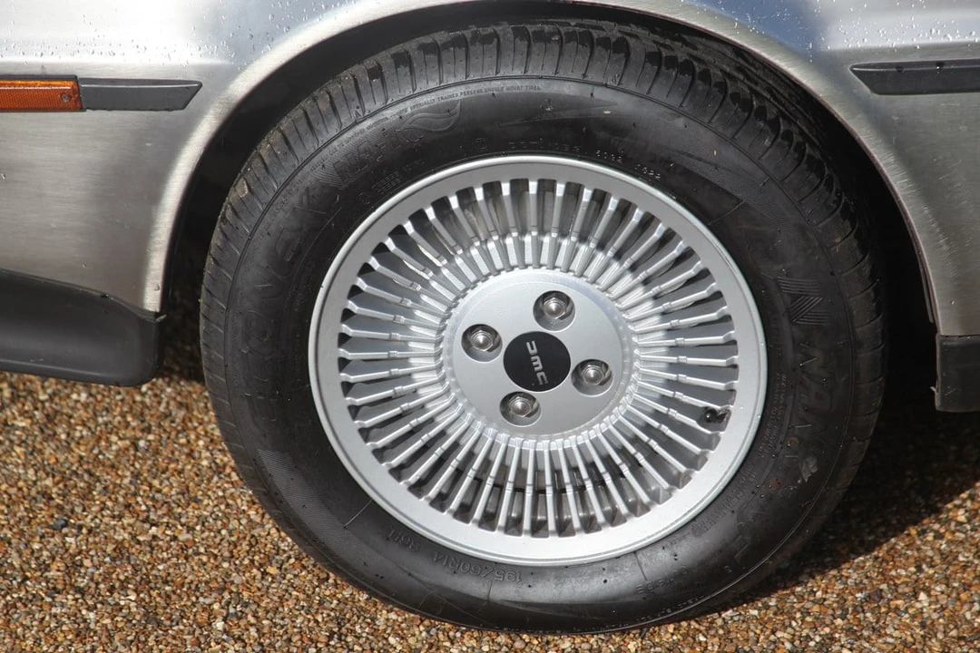 1981 DeLorean DMC-12 - Image 28 of 30