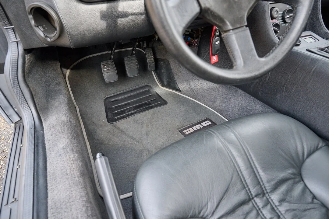 1981 DeLorean DMC-12 - Image 25 of 30