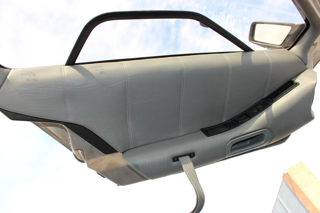 1981 DeLorean DMC-12 - Image 23 of 31