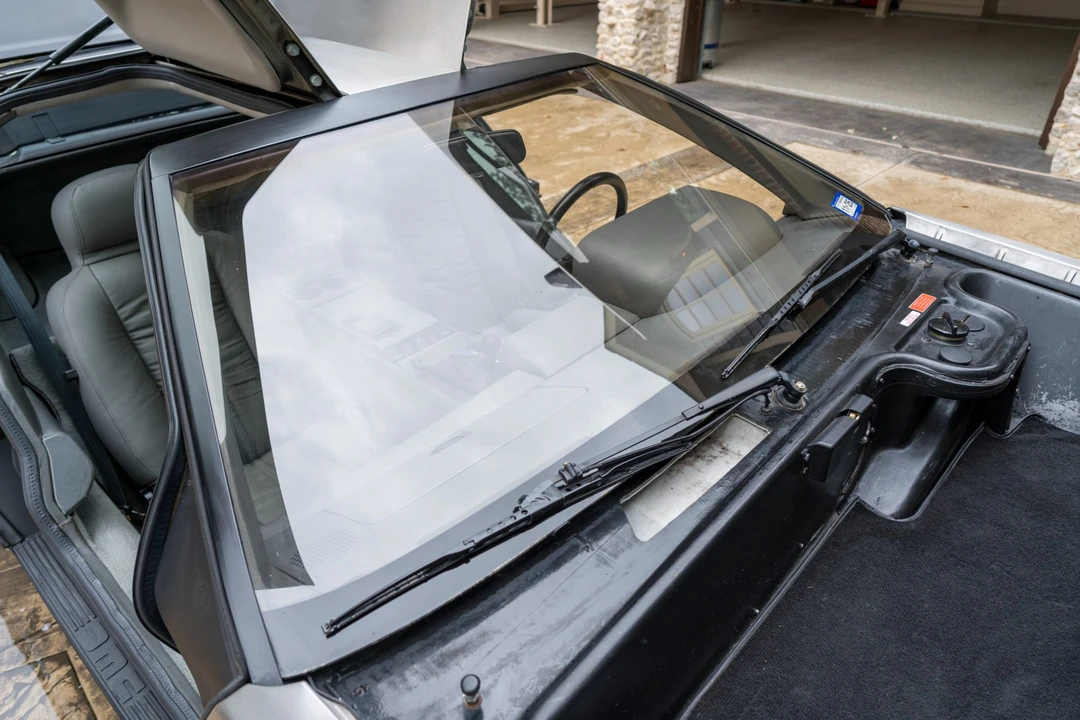 1981 DeLorean DMC-12 - Image 29 of 31