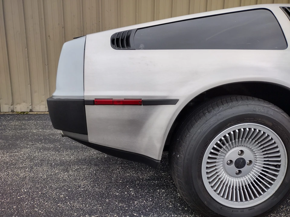 1981 DeLorean DMC-12 - Image 27 of 31