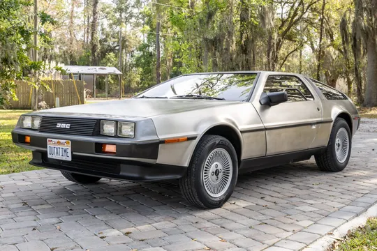 1981 DeLorean DMC-12 5-Speed
