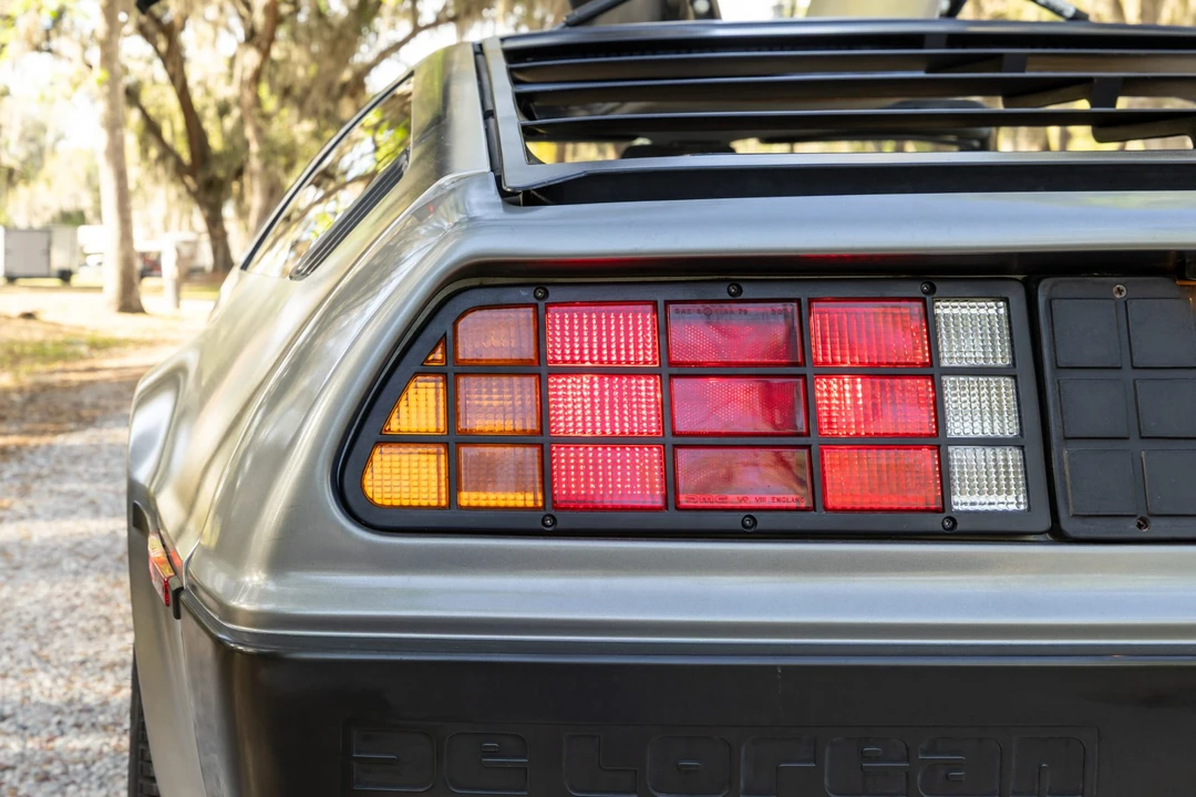 1981 DeLorean DMC-12 - Image 26 of 31