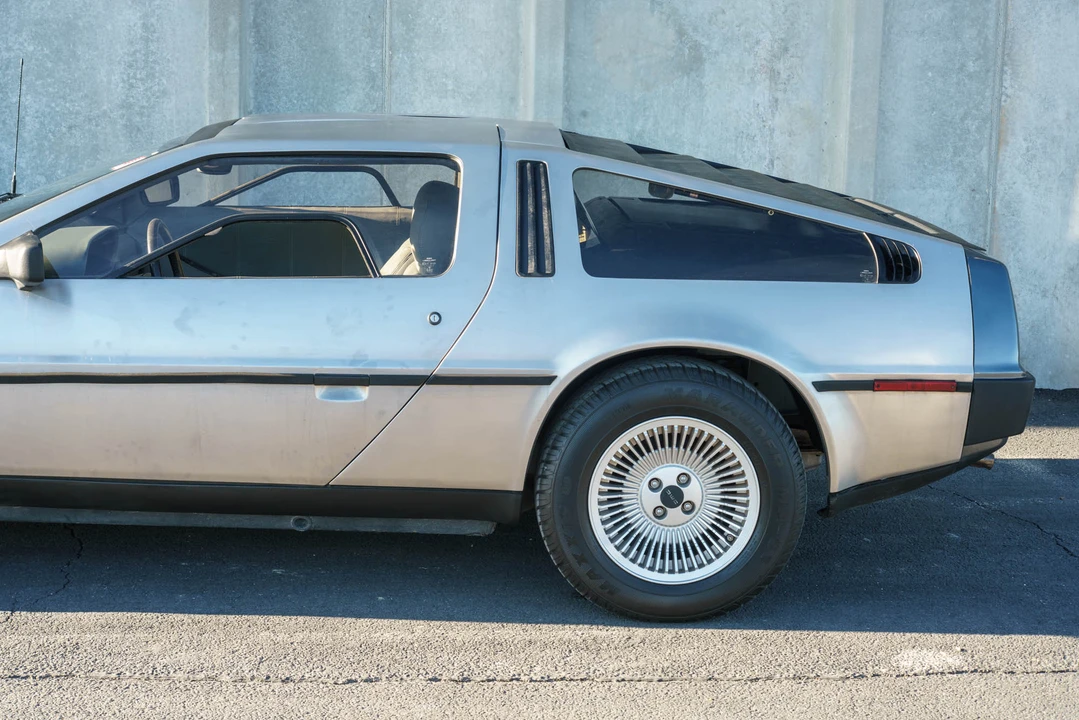 1981 DeLorean DMC-12 - Image 30 of 31