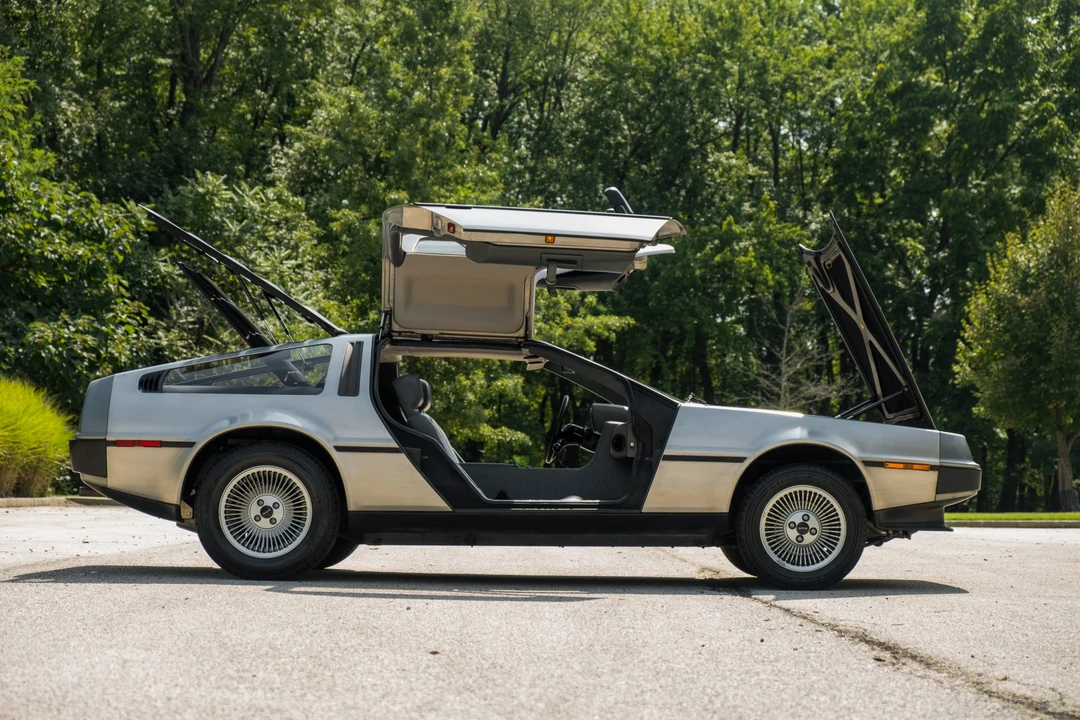 1981 DeLorean DMC-12 - Image 13 of 31