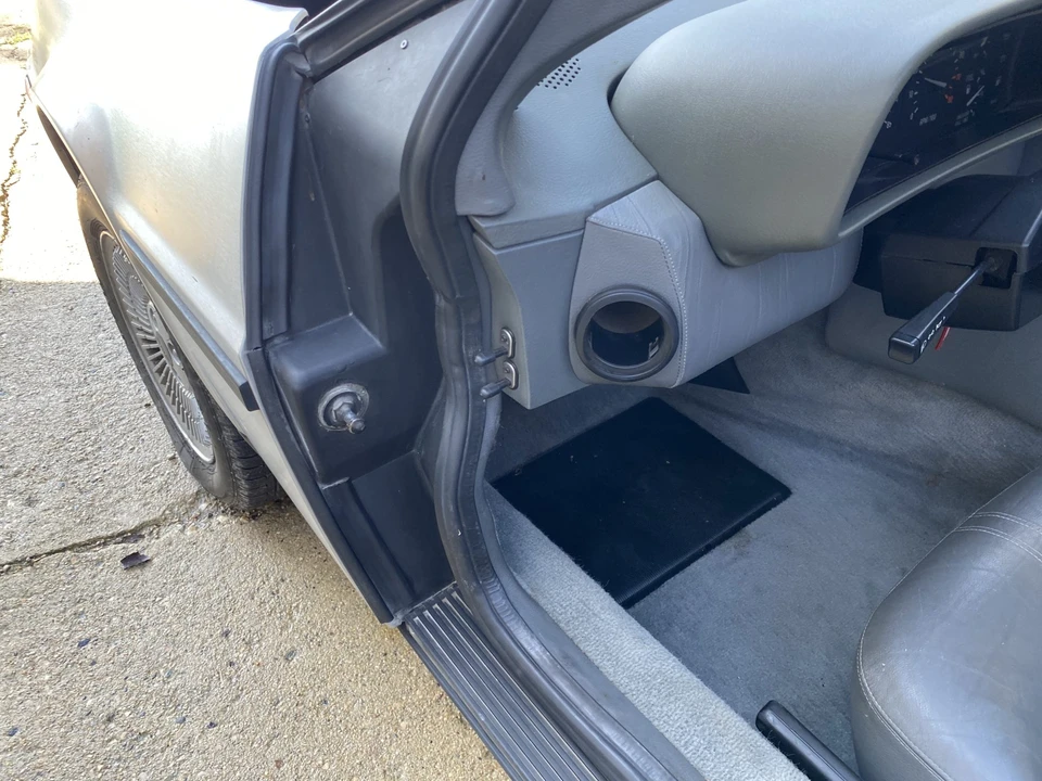 1981 DeLorean DMC-12 - Image 30 of 31