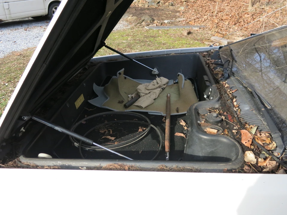 1981 DeLorean DMC-12 - Image 29 of 31