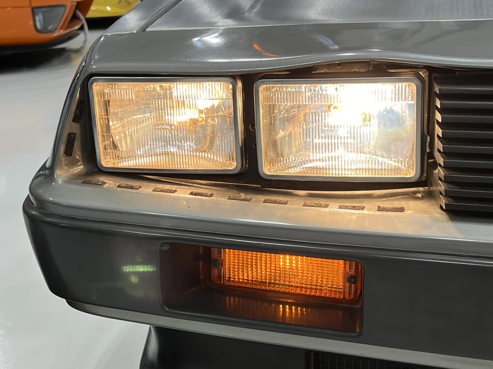 1981 DeLorean DMC-12 - Image 29 of 31