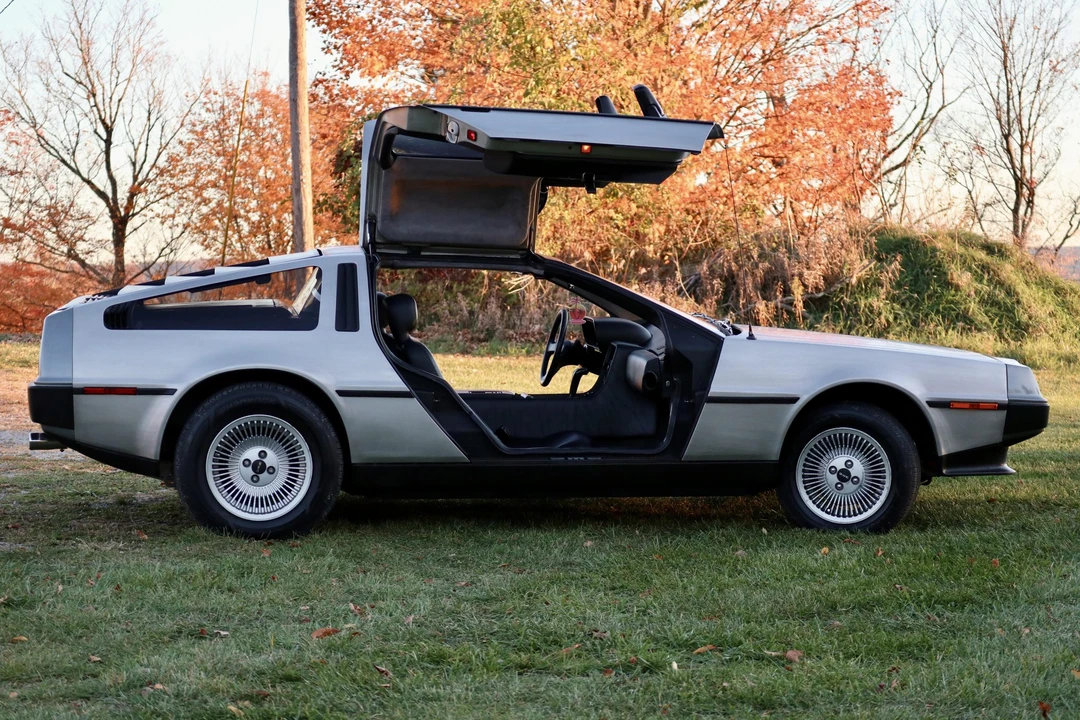 1981 DeLorean DMC-12 - Image 12 of 31