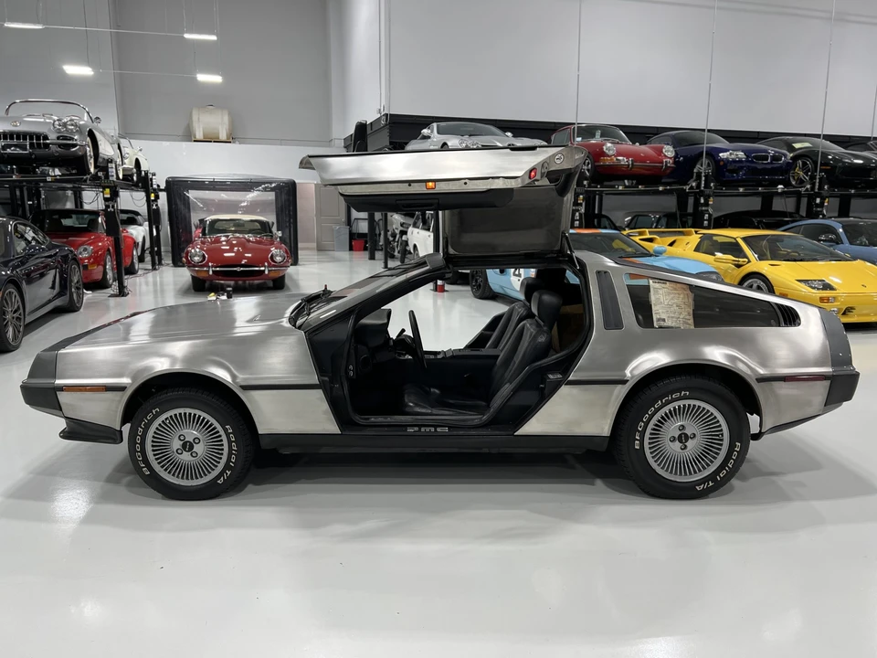 1981 DeLorean DMC-12 - Image 13 of 31